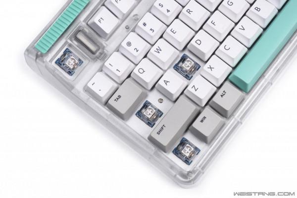 IQUNIX OG80蟲洞三模無線機械鍵盤賞析