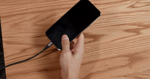 我對iPhone 13 Pro Max的看法：手感最差！續航最炸