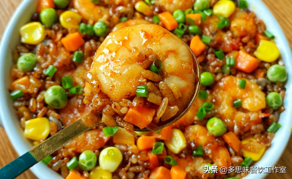 教你6種家常電飯鍋燜飯的做法，營養又美味，好吃到停不下來