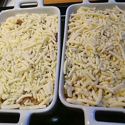 蝦仁培根焗飯這麼做特別好吃，吃一週都不會膩