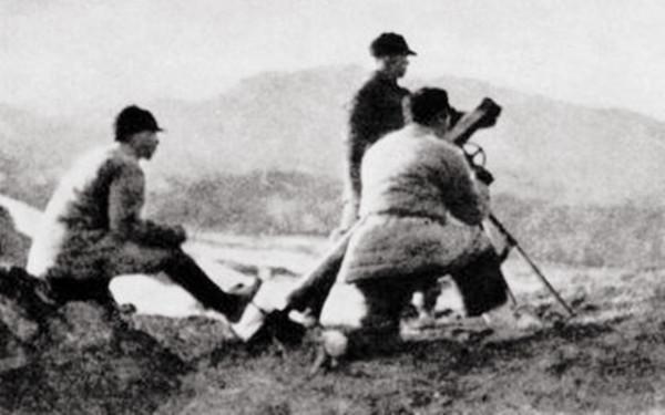 剛開完軍事會議，八路軍作戰計劃就遭洩露，司令員大怒，掏出手槍