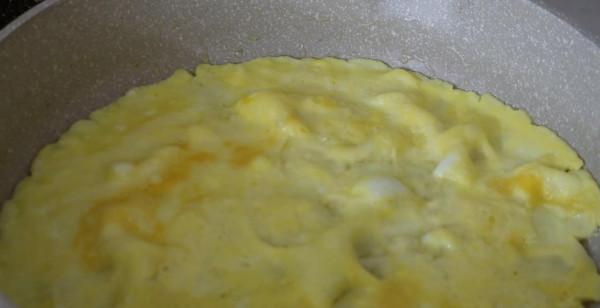 雞蛋教你簡單一做，不炒不煮，上桌比紅燒肉還受歡迎，瞬間光碟