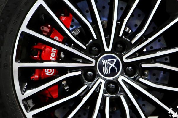 新能源扛把子！戰鬥灰比亞迪·漢改裝大鮑魚