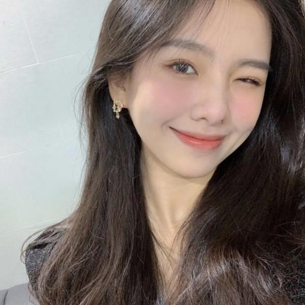 判斷一個女人精不精緻，主要看她身上這3個細節，裝是裝不來的