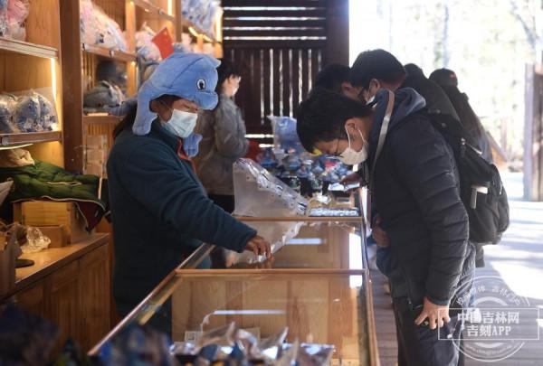 吉鏡頭丨“高質量發展看吉林”網路主題活動採訪團走進長白山景區和朝鮮族特色村光東村