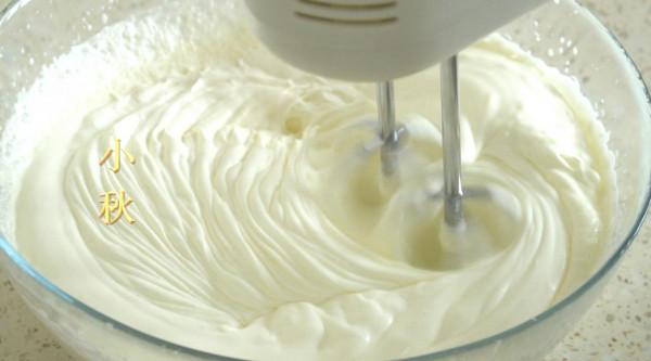 孩子想吃毛巾卷，小秋用一口平底鍋解鎖三種做法，比買得實惠多了