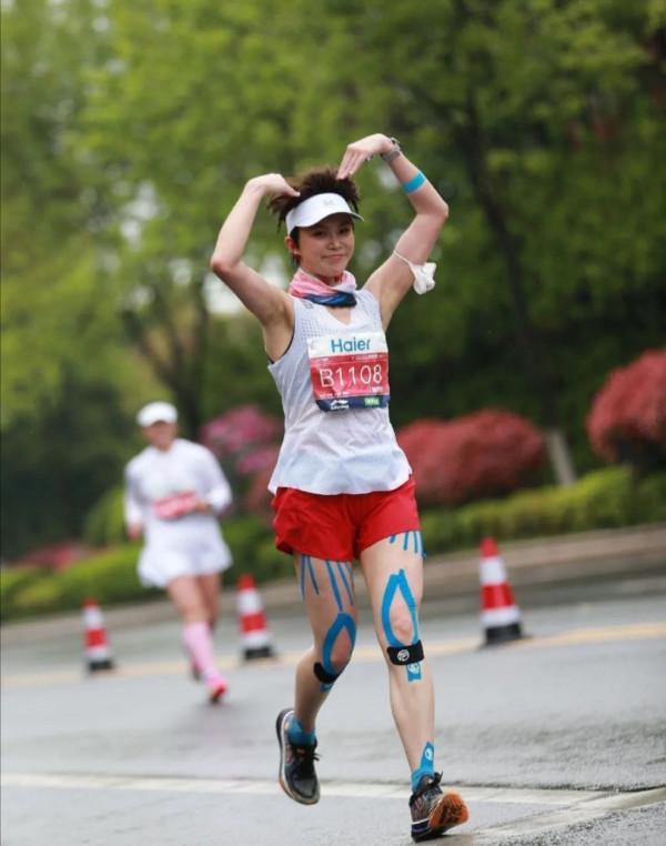 冬天跑者遭遇的一個尷尬場景：一邊跑步一邊淌鼻涕