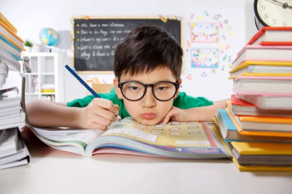 考試成績出來，全班63人63個A，老師吐槽：我教了個寂寞