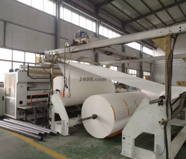 他們把“賒賬”研究透了：能備貨，能拓客，現在還能打怪升級