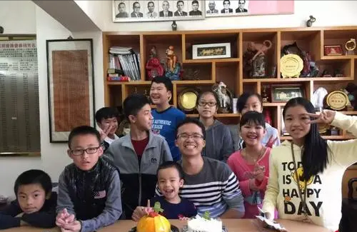 譚志佳：那個考上北大的廣東小夥，後來沒忘自己家鄉