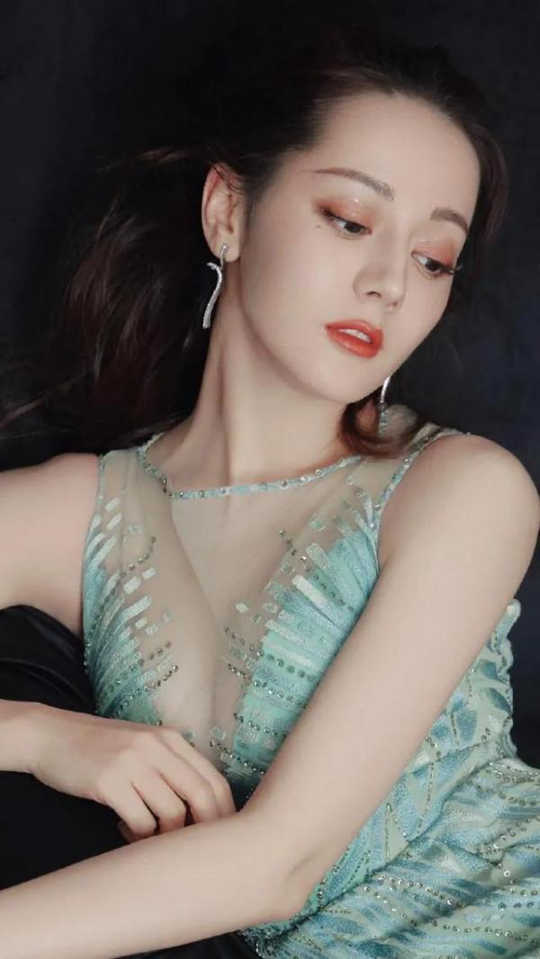 美人迪麗熱巴精美圖集