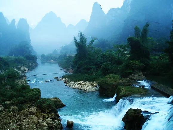 分享—十萬大山風光