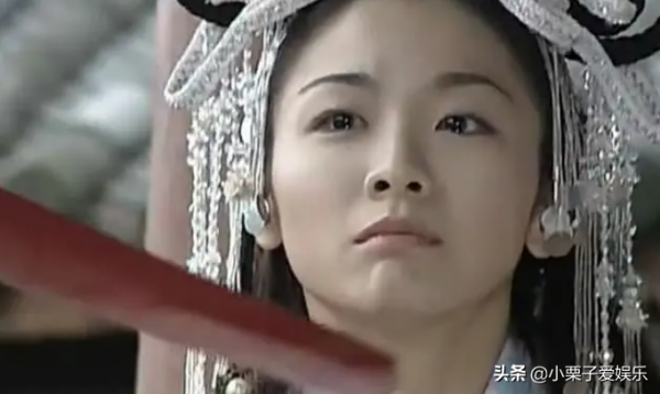 清秀佳人就別&OpenCurlyDoubleQuote;強出頭&rdquo;！這8位女星演絕世美人，無一倖免全被嘲
