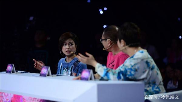 水木年華登臺演出,卻被23歲評委嘲諷,應了張學友當年說的什麼? 水木年華登臺演出,卻被23歲評委嘲諷,應了張學友當年說的什麼?