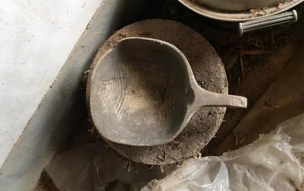 80年代農村必備的10種老物件，你家還有幾種在用，能否說出名字