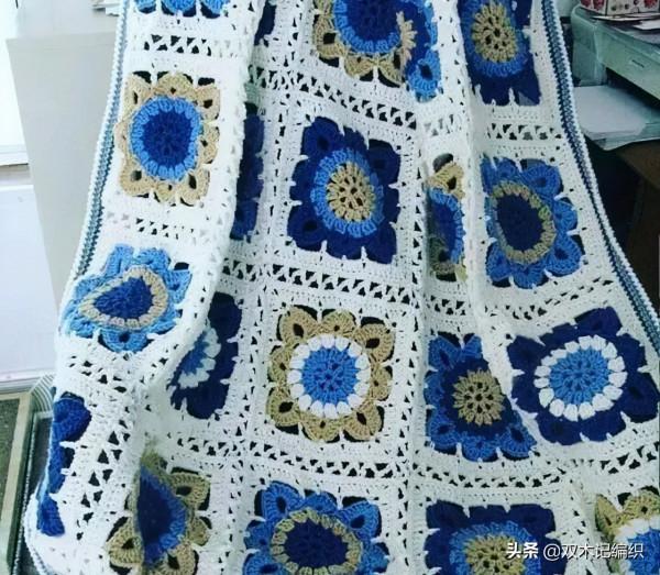 推薦一些彩色手工毯子的作品，希望這些五顏六色給你帶來好心情
