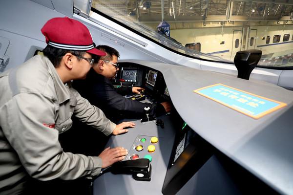 高鐵是如何調頭的？中國技術有絕招，歐美想趕上有難度