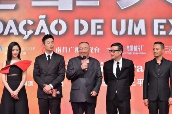 韓三平到底什麼背景？為何他的名字頻繁出現在眾多電影的片頭？