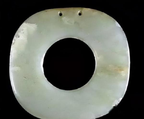 古玉界:蘇富比拍賣中國高古玉成交選錄 古玉界:蘇富比拍賣中國高古玉成交選錄