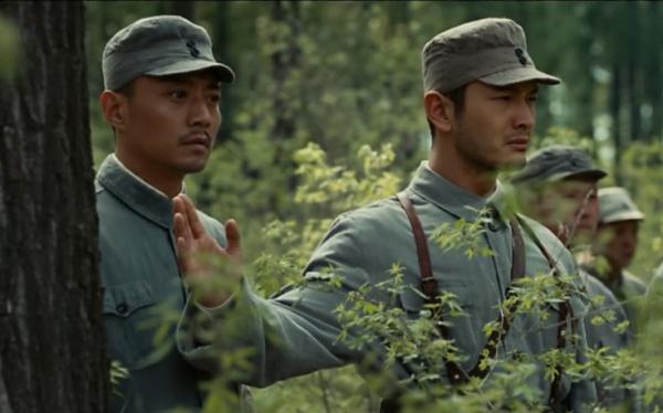 不起眼的伙伕,卻讓毛主席與死神擦肩而過,半年後才將該內奸查除 不起眼的伙伕,卻讓毛主席與死神擦肩而過,半年後才將該內奸查除