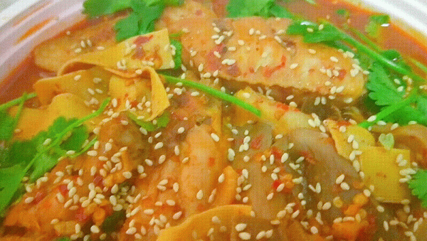 寒冷的冬天，做一份這樣的暖身菜，營養美味，女兒開心，媽媽滿足