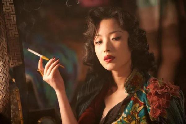 “狐狸眼”有多美?這8位女星的眼睛告訴你,什麼叫媚骨天成 “狐狸眼”有多美?這8位女星的眼睛告訴你,什麼叫媚骨天成