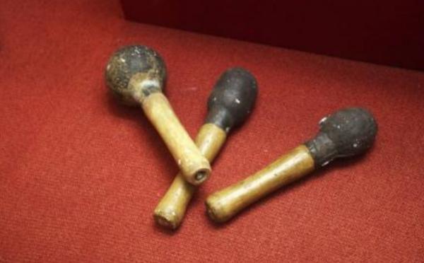 還得磕一下才能丟？抗日神劇中的“神器”手榴彈，現實威力多大