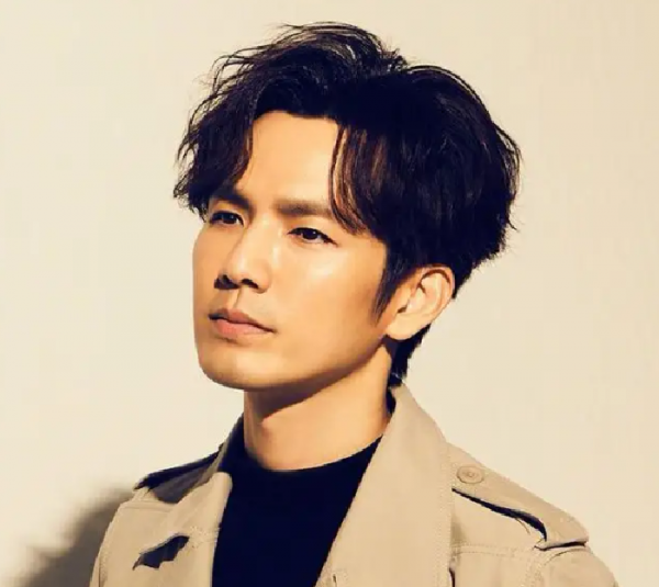 鍾漢良將偶像形象定格在何以琛多好，真的別再演偶像劇了