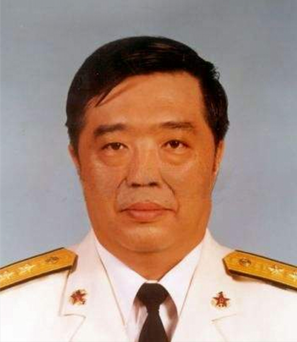 賀龍獨子賀鵬飛力排眾議,堅持買下瓦良格號:這是中國唯一的機會 賀龍獨子賀鵬飛力排眾議,堅持買下瓦良格號:這是中國唯一的機會