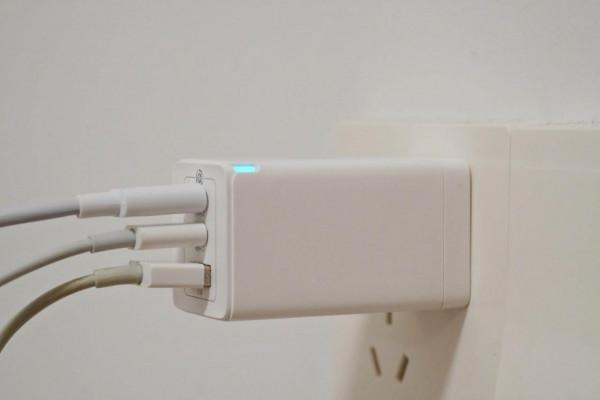 三口皆快充,功率自分配,更小巧的倍思GaN Pro 65W充電器評測 三口皆快充,功率自分配,更小巧的倍思GaN Pro 65W充電器評測