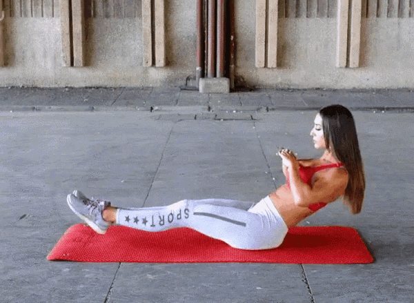 女性朋友在家怎麼做，可以減掉腰腹脂肪，使腹部平坦練出馬甲線