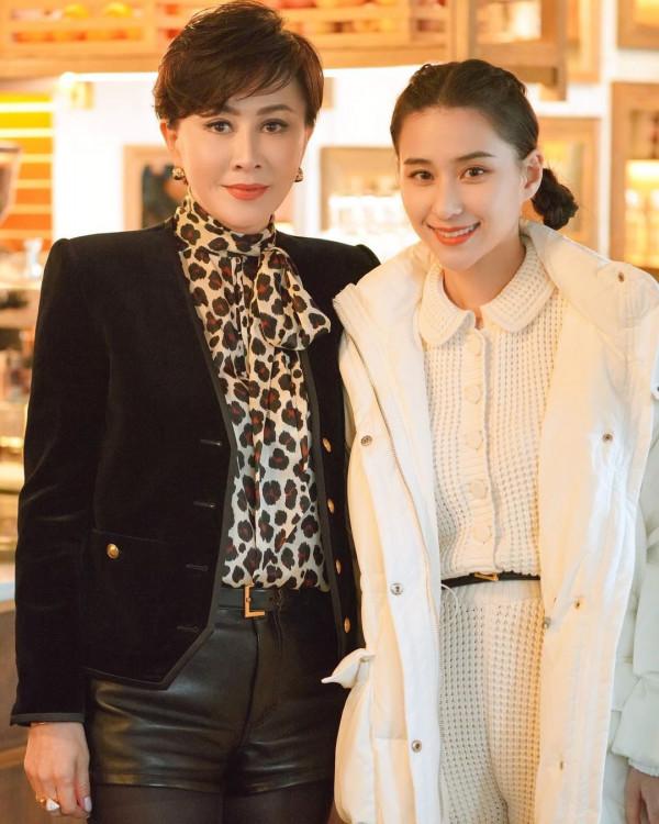 何超蓮曬豪宅錦鯉，每條價值超過4萬元，劉嘉玲也養了很多條