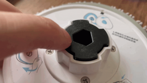 雲鯨J2掃地機到底值得買嗎？附全網詳細首拆