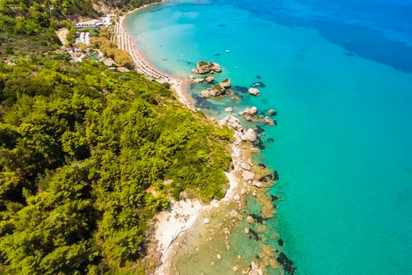 高鐵0.5h、物價只有一半，我願稱她為三亞最強備胎