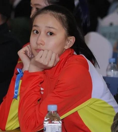 體操女神張豆豆退役後拒絕進入演藝圈，而是擔任教練，傳為佳話