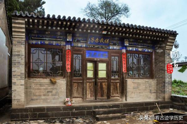 這座鄉村裡的天齊廟,卻繪有清代“女子十二樂坊”,顯得特別珍貴 這座鄉村裡的天齊廟,卻繪有清代“女子十二樂坊”,顯得特別珍貴