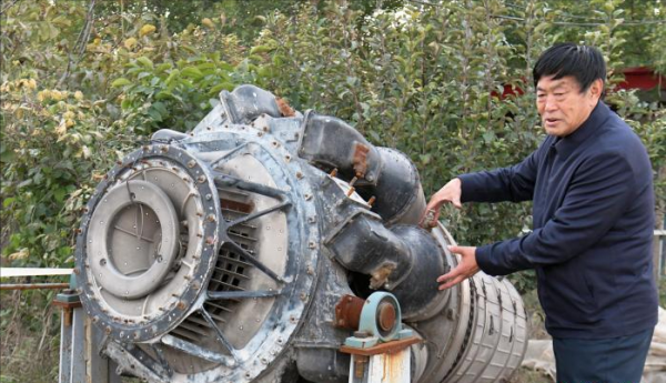 河北一農民收藏4萬多件飛機部件,曾去駝峰航線尋找戰機殘骸 河北一農民收藏4萬多件飛機部件,曾去駝峰航線尋找戰機殘骸