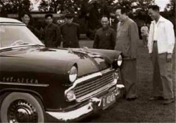 毛主席靈車製造過程：老廠長測量遺體時手腳不聽使喚