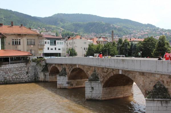 探訪薩拉熱窩——進入《瓦爾特保衛薩拉熱窩》電影中的場景