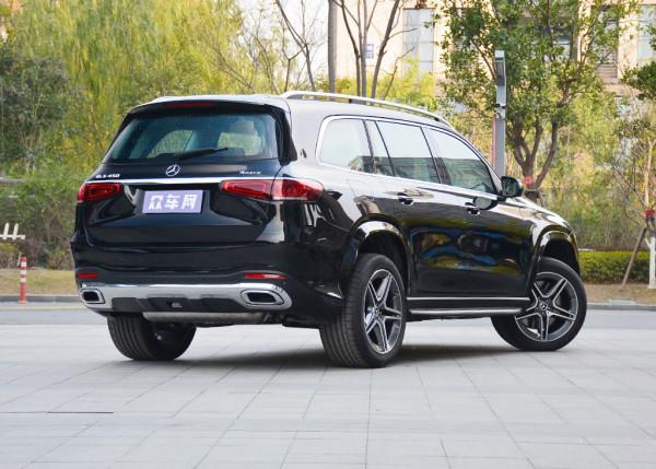 自駕出遊遇暴雨?不要慌!擁有一輛SUV最保險 3款全尺寸7座SUV推薦 自駕出遊遇暴雨?不要慌!擁有一輛SUV最保險 3款全尺寸7座SUV推薦