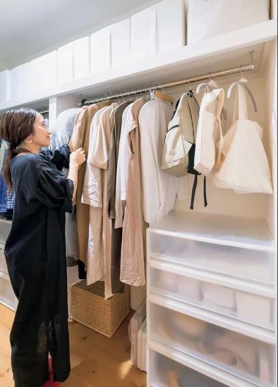 學著日本家庭做衣帽間,這樣裝儲物空間大2倍 學著日本家庭做衣帽間,這樣裝儲物空間大2倍