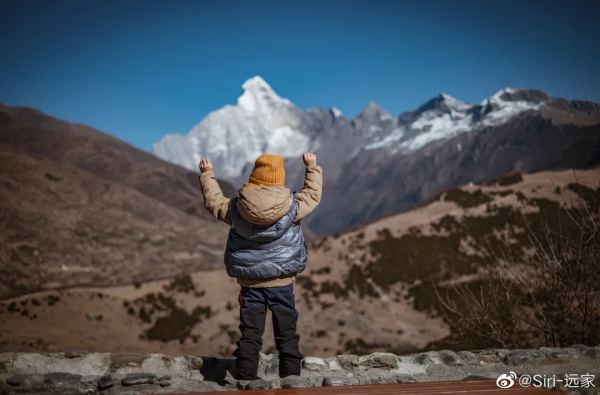 這個週末最浪漫的事，就是在四姑娘山來邂逅一場美好