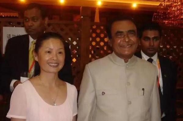 自家祖墳被人挖了,意外發現祖先是國王,她的公主身份被官方認可 自家祖墳被人挖了,意外發現祖先是國王,她的公主身份被官方認可