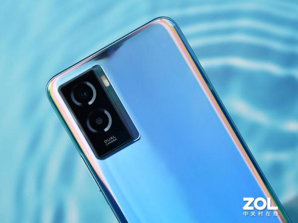 6000mAh大電池超長待機35天，vivo Y55s圖賞