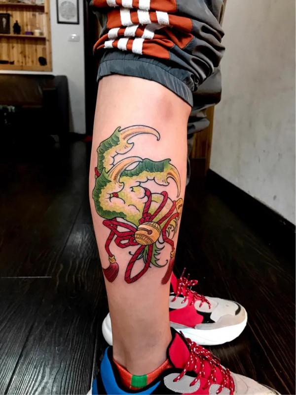 傳統風格龍爪紋身 傳統風格龍爪紋身