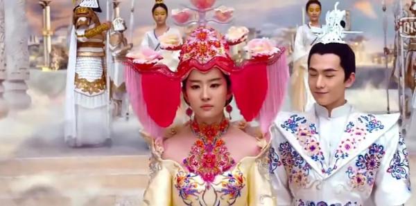 “靠臉吃飯”的女明星，美與醜全在造型師的一念之間，真是太慘了