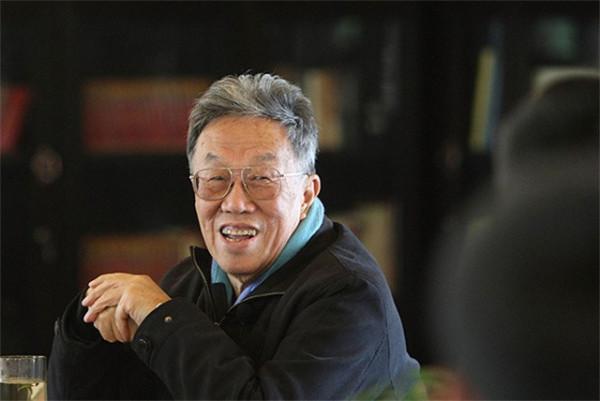 86歲的王蒙:在髮妻追悼會上,像個孩子一樣失聲痛哭 86歲的王蒙:在髮妻追悼會上,像個孩子一樣失聲痛哭