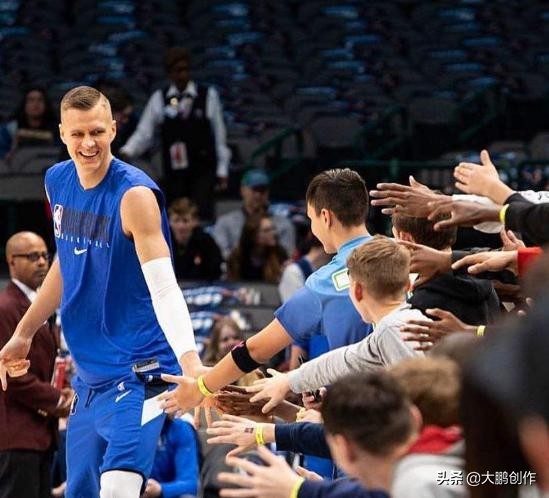 NBA2月11日大交易彙總!西蒙斯和哈登互換!榜眼也被交易 NBA2月11日大交易彙總!西蒙斯和哈登互換!榜眼也被交易