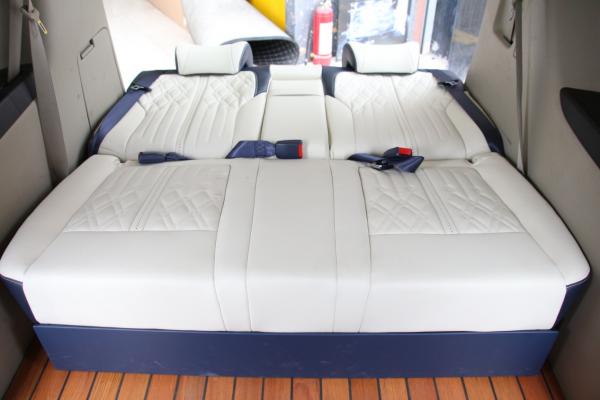 老款別克GL8胖頭魚商務車改裝，老款也有驚喜的效果！