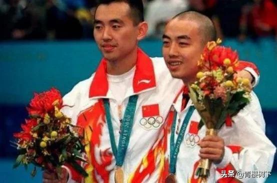 為遏制國乒發展，他逼劉國樑孔令輝退役，後因私吞2000萬被檢舉